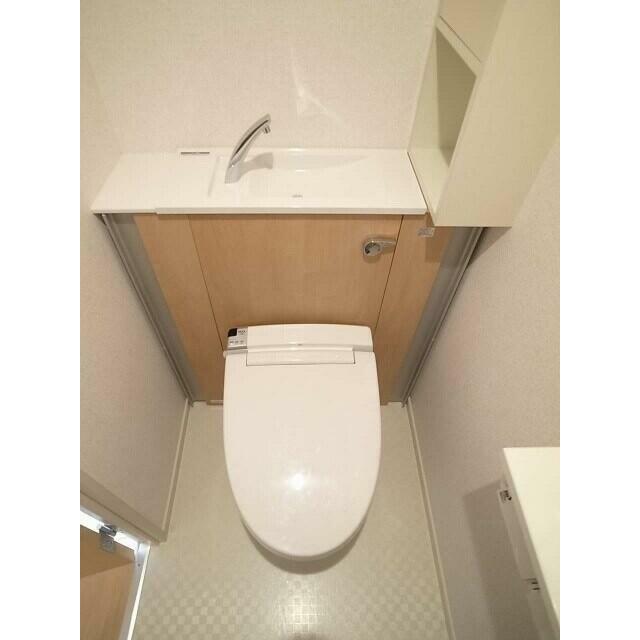 トイレ　参考写真（同物件別部屋）