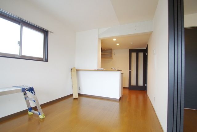 居室・リビング　★お部屋探しはタウンハウジング稲田堤店まで★