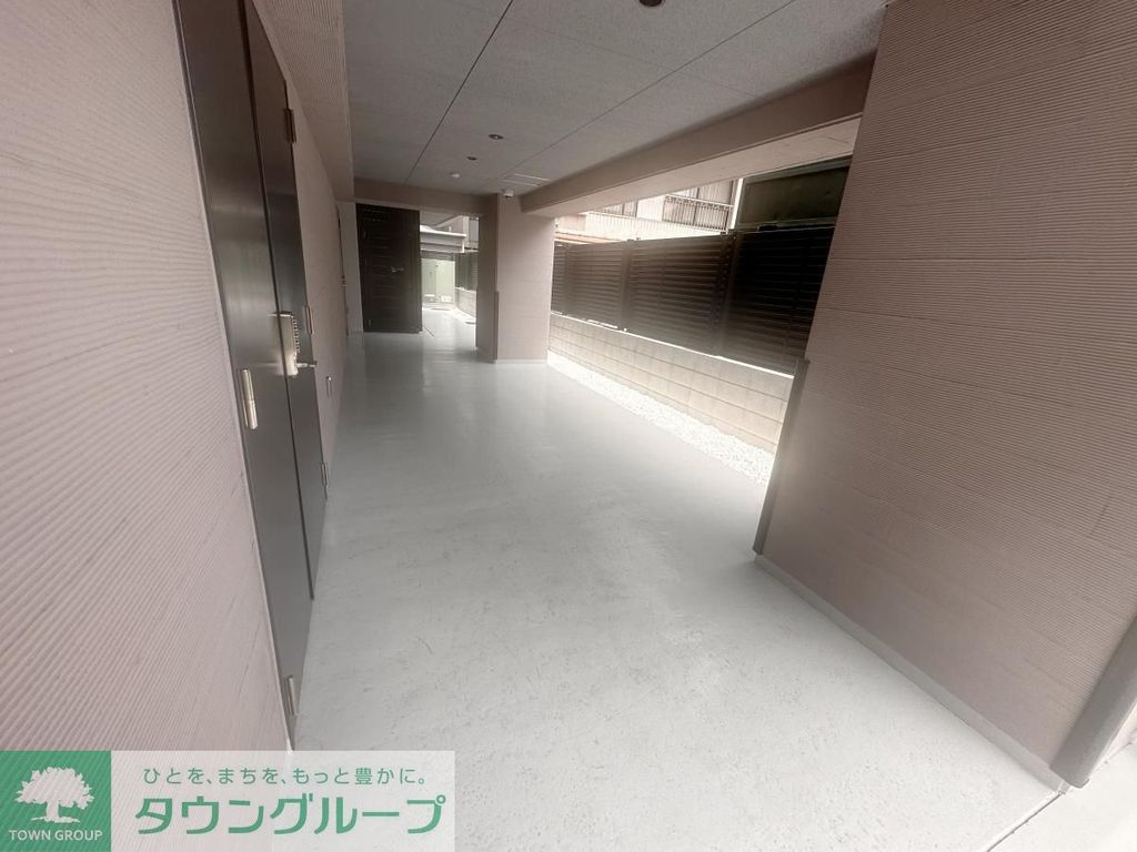 エントランス　エントランス