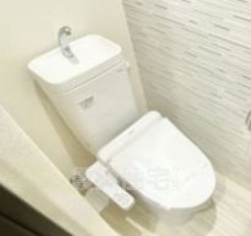 トイレ　同施工会社イメージ画像