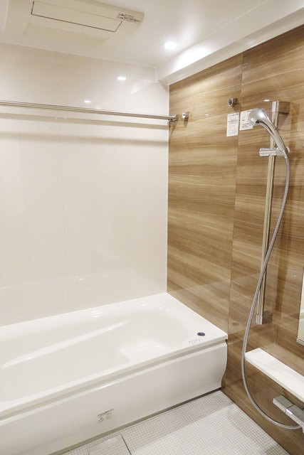 バス・シャワールーム　※写真は同タイプ住戸です。