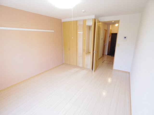 居室・リビング　同イメージ反転