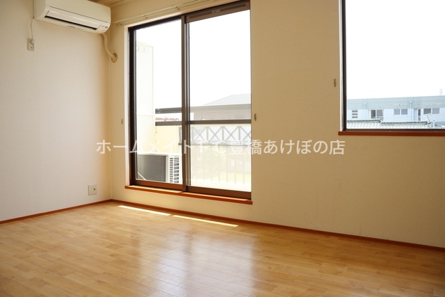 居室・リビング　同型別部屋