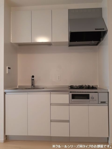 キッチン　※参考写真　同建築メーカー施工の同間取完成他物件のものです。