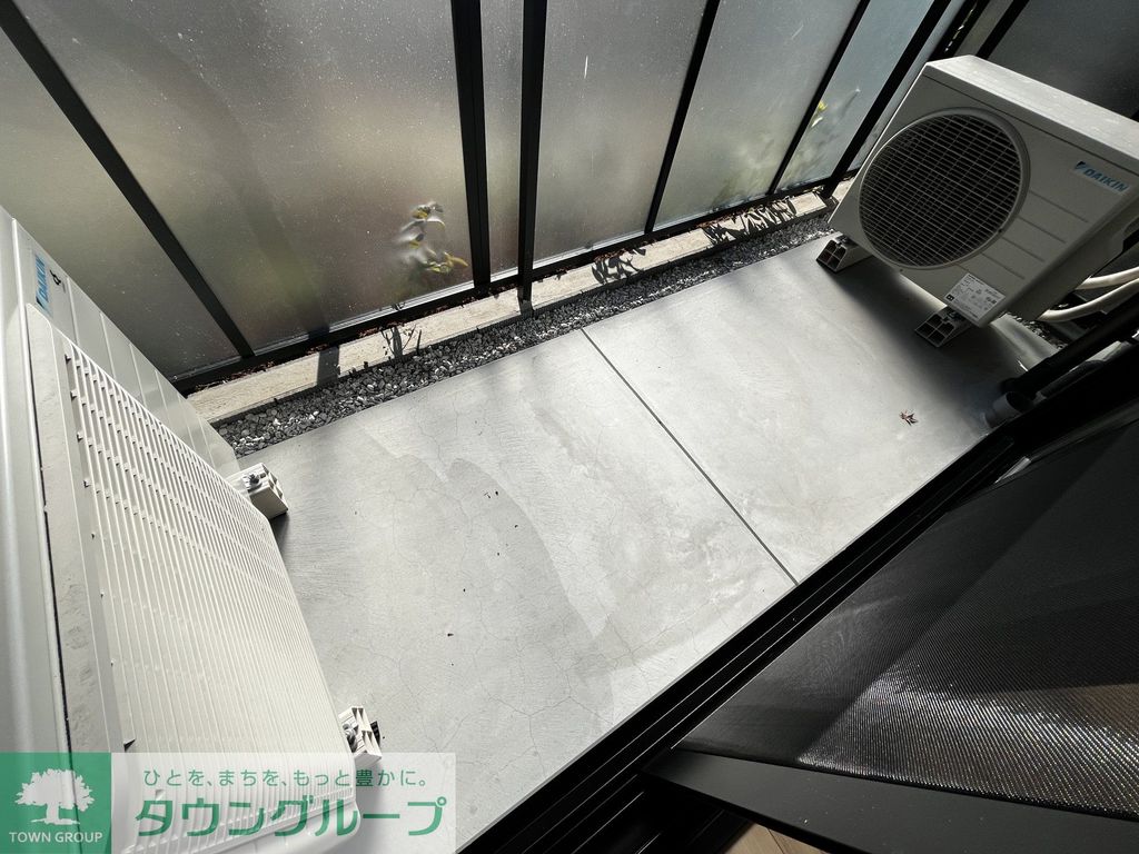 バルコニー　バルコニー