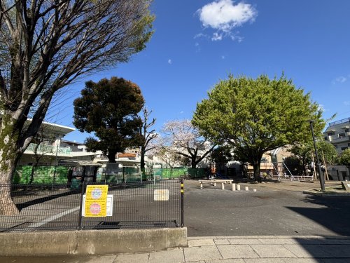 公園　世田谷区立草山公園（公園）まで185m