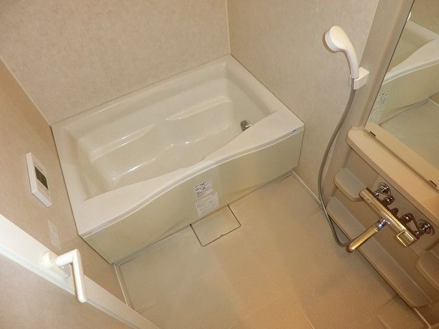 バス・シャワールーム　★追い焚き付バス★