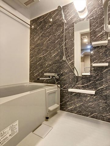 バス・シャワールーム