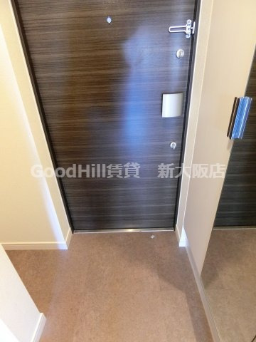 玄関　プレサンス新大阪ストリーム
