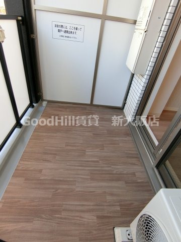 バルコニー　プレサンス新大阪ストリーム