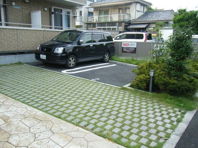 庭　★敷地内駐車場☆