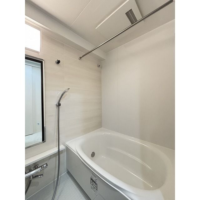 バス・シャワールーム　☆ゆったりくつろげるお風呂☆