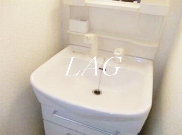 洗面設備　独立洗面台です。