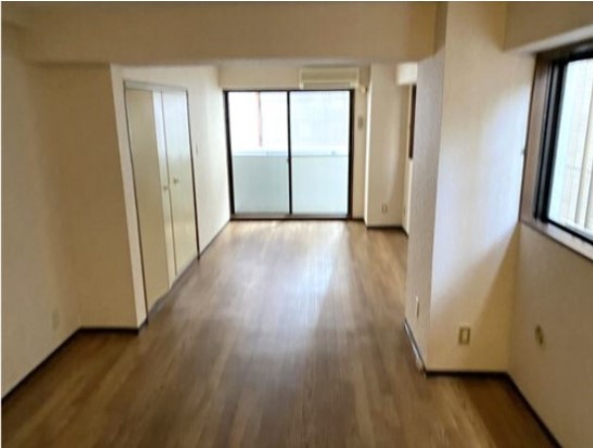 居室・リビング　居間