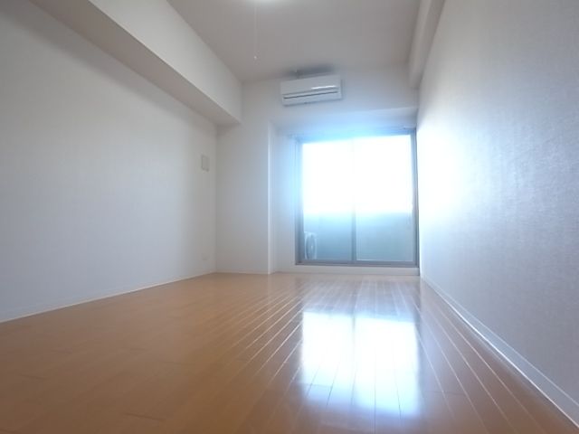 眺望　明るい室内です。