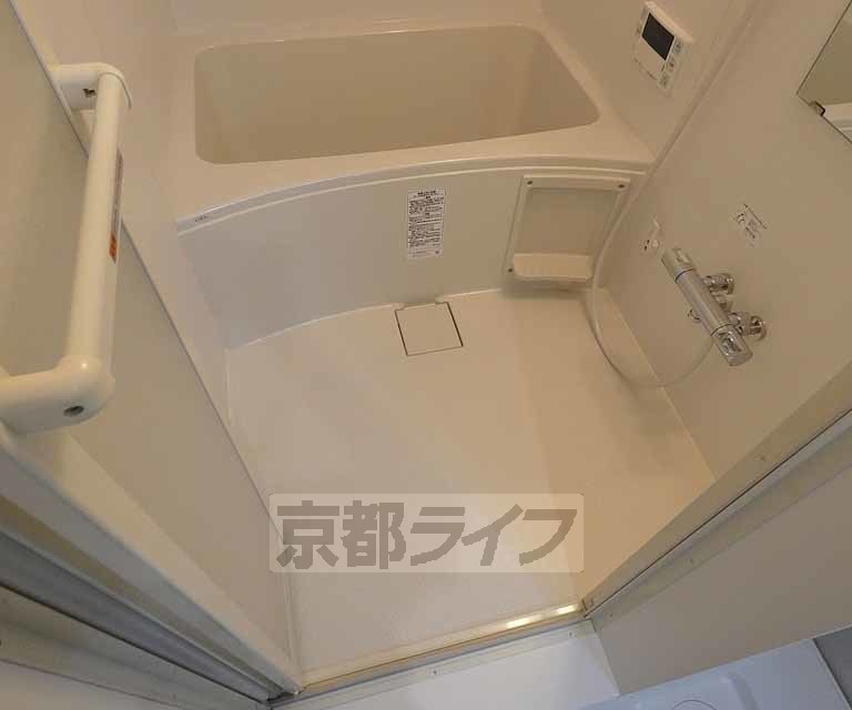 バス・シャワールーム　お風呂場です。