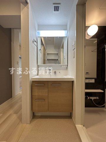 洗面設備　同仕様