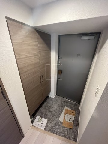 玄関　ラヴィータ難波元町　玄関