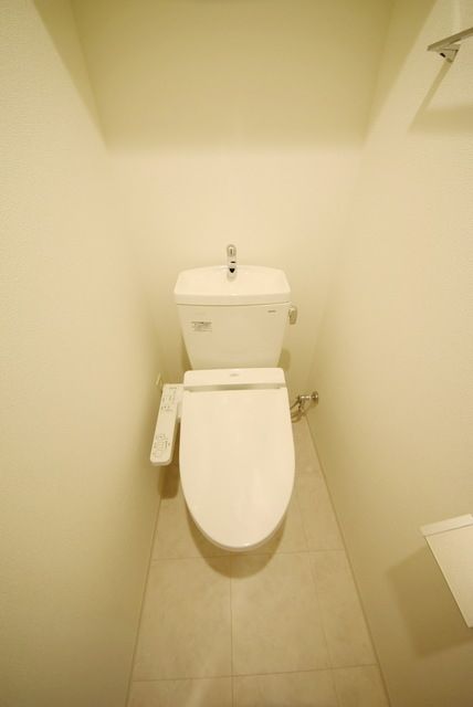 トイレ　※別部屋の参考写真です。