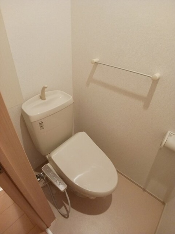 トイレ　図面と現状に相違がある場合には現状を優先
