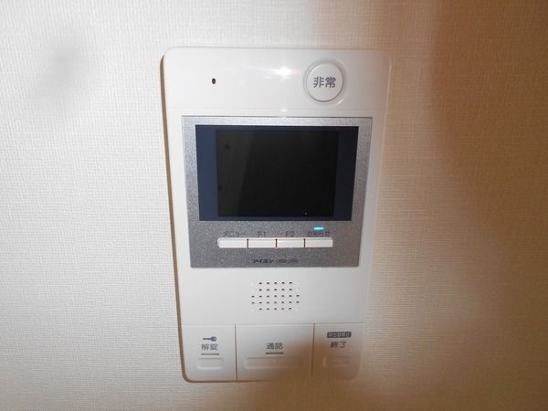 セキュリティ　来客の顔が見えて安心！TVモニターホン付きです♪