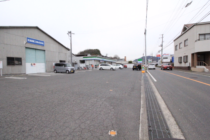 コンビニ　ファミリーマート児島団地口店（コンビニ）まで269m
