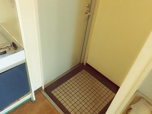 玄関　広々玄関