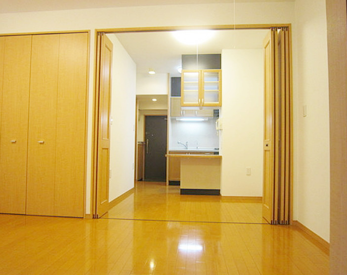居室・リビング　【陽当たり良好なお部屋！】新線開通で注目の新横浜に住む♪