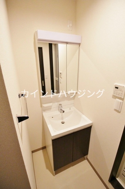 洗面設備　シャンプードレッサー