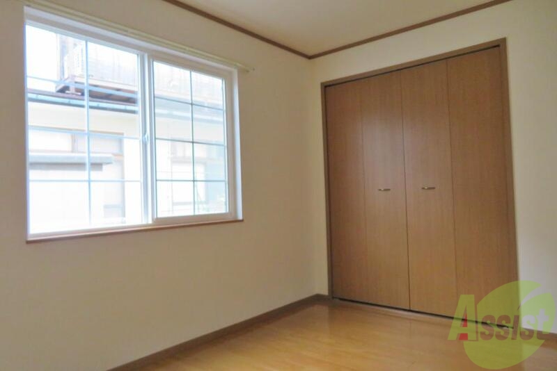 その他部屋・スペース　こちらはクローゼットが付いている洋室です。