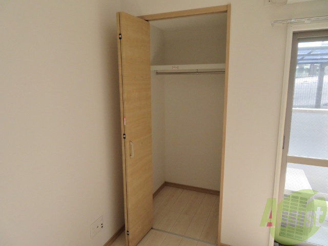 収納　クローゼットがありました。お洋服や荷物はここへ