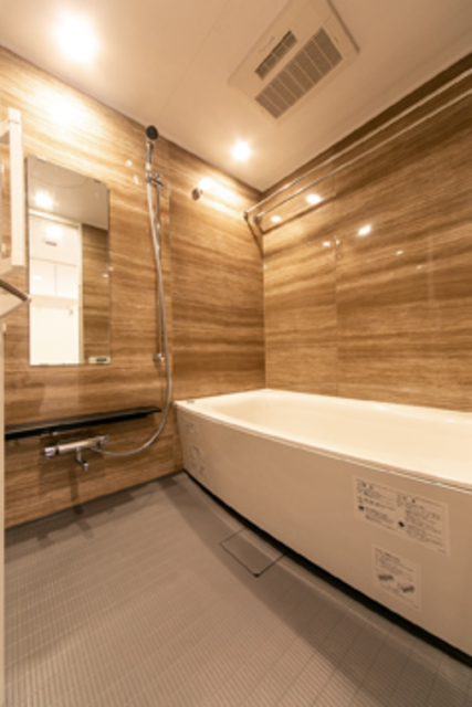 バス・シャワールーム　※写真は同タイプ住戸です。