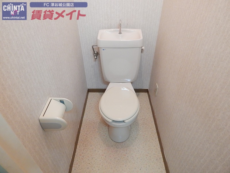 トイレ　別部屋参考写真です