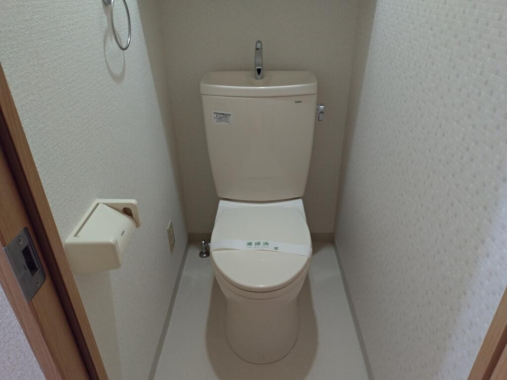 トイレ　バストイレ別
