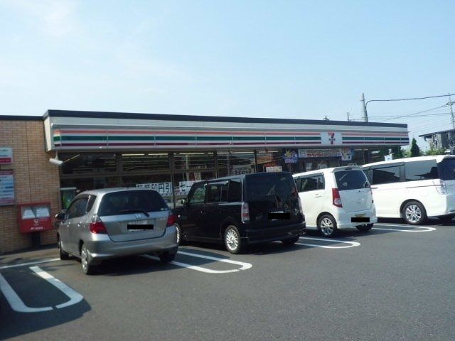 コンビニ　セブンイレブン（コンビニ）まで350m