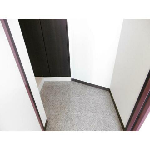 玄関　落ち着いた玄関です