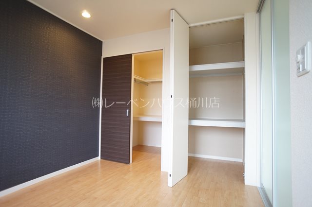 収納　レーベンハウス桶川店へ　048-787-5511