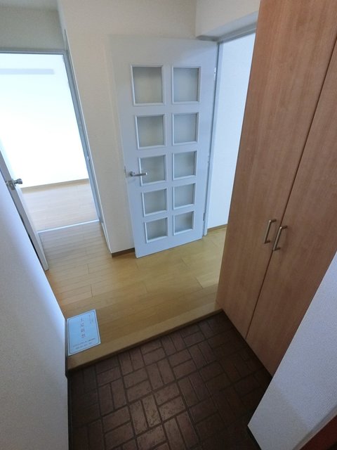玄関　別部屋参照