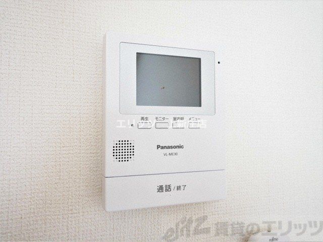 セキュリティ　モニター付きインターホン