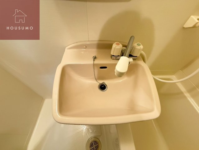 洗面設備　コンパクトで使いやすい洗面所