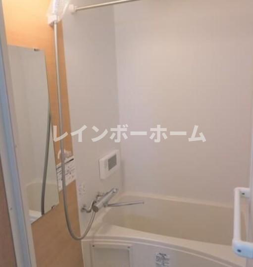 バス・シャワールーム　ゆったり過ごせるお風呂です