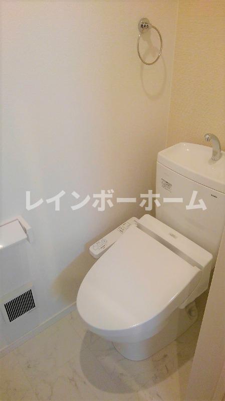 トイレ　ゆったりとした空間のトイレです