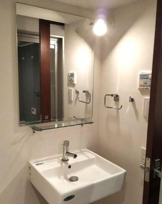 洗面設備　※別部屋の参考写真です。