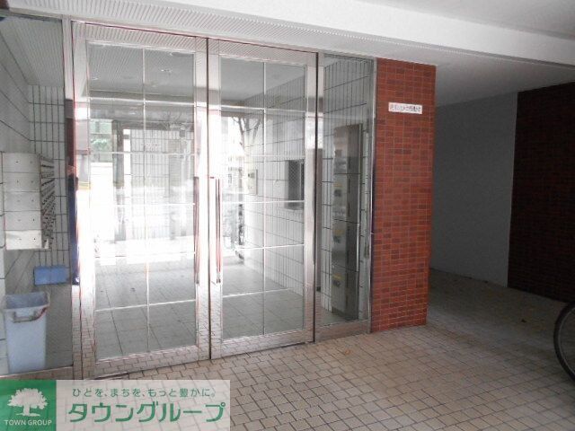 エントランス　エントランス