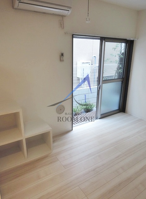 居室・リビング　洋室のお部屋です。