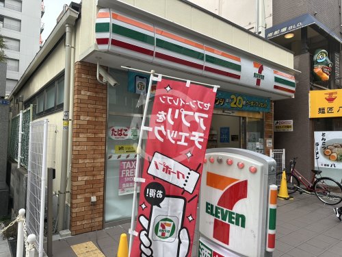 コンビニ　セブンイレブン 大阪南船場3丁目店（コンビニ）まで108m