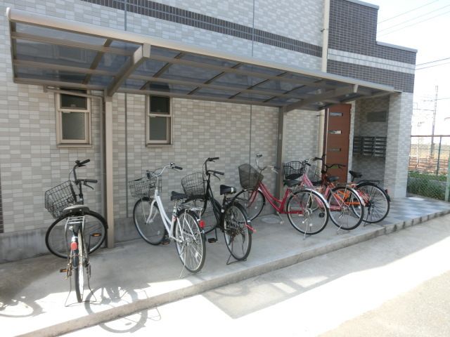 駐車場　駐輪スペース