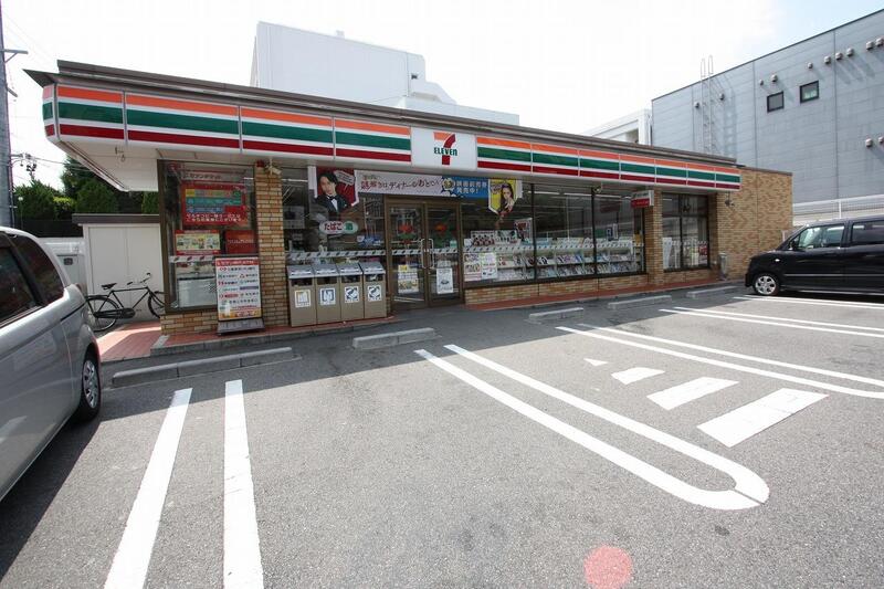コンビニ　セブンイレブン名古屋高社2丁目店（コンビニ）まで254m