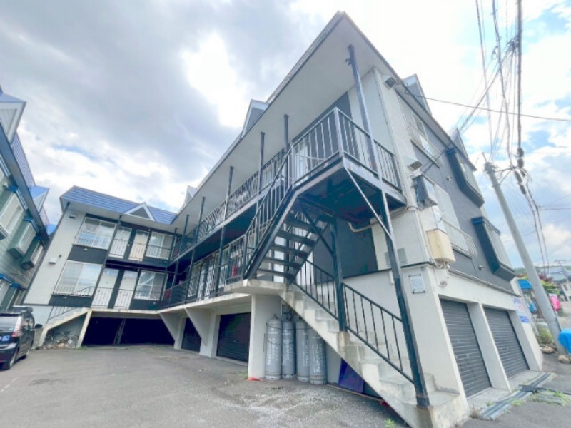建物外観　車庫付きです！