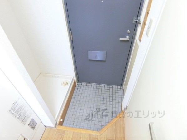 エスペオーラ近藤の玄関写真